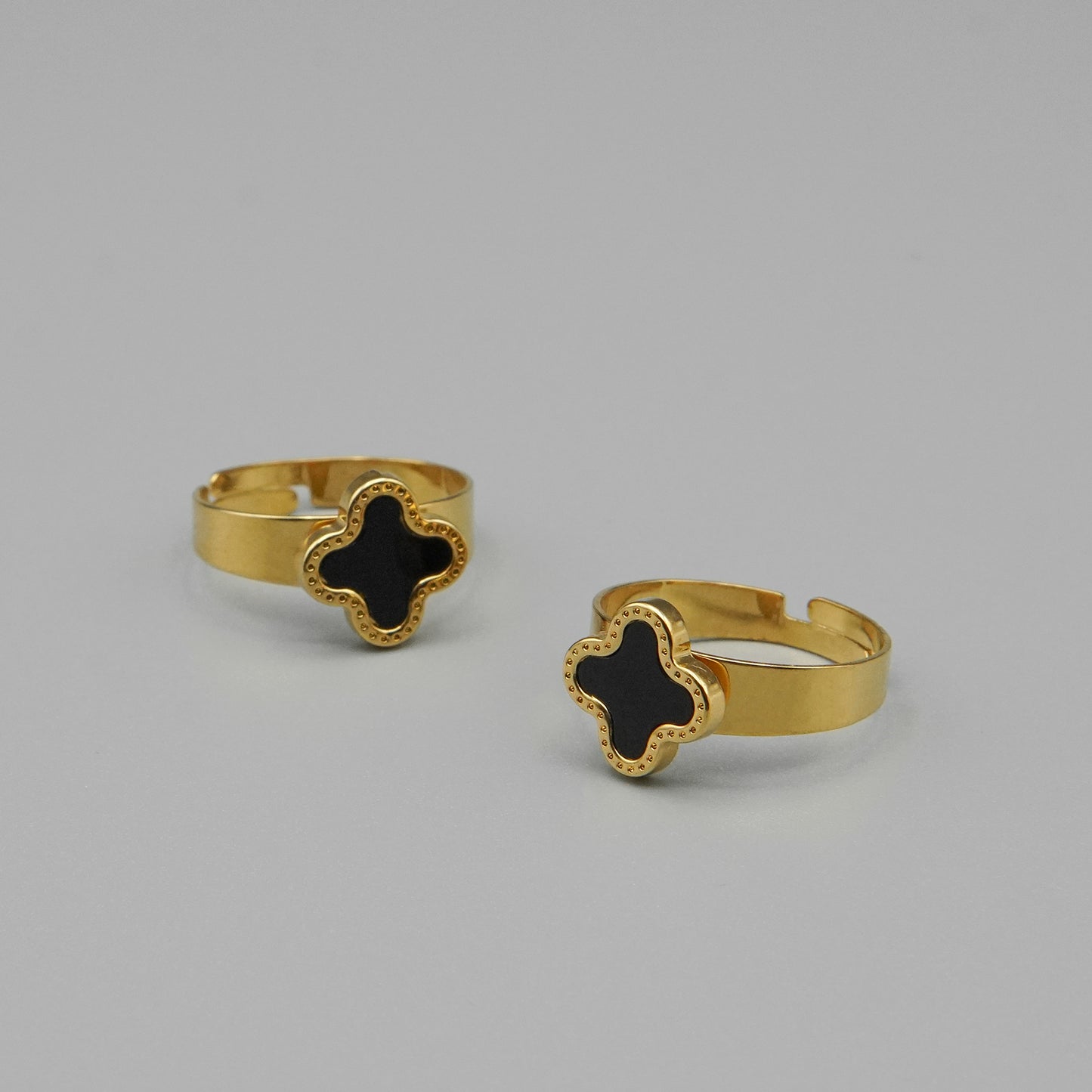 Adjustable Gold-Black Clover Ring